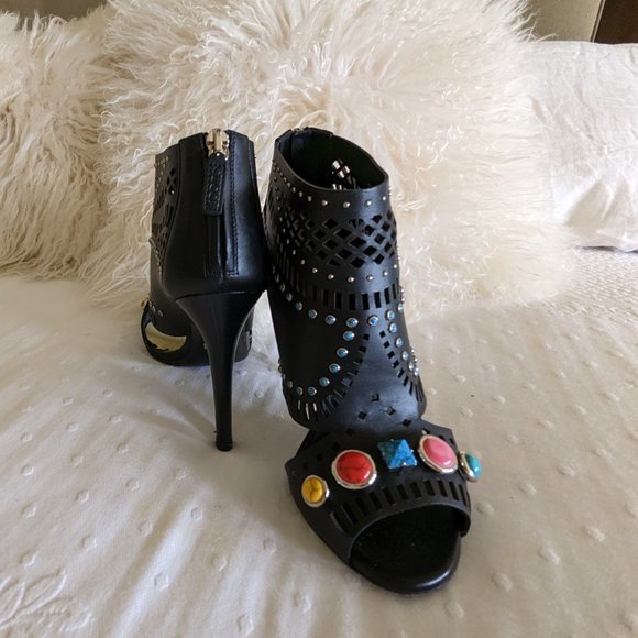 Gucci Bootie Heels Size: 36 1/2 - Picture 2 of 5